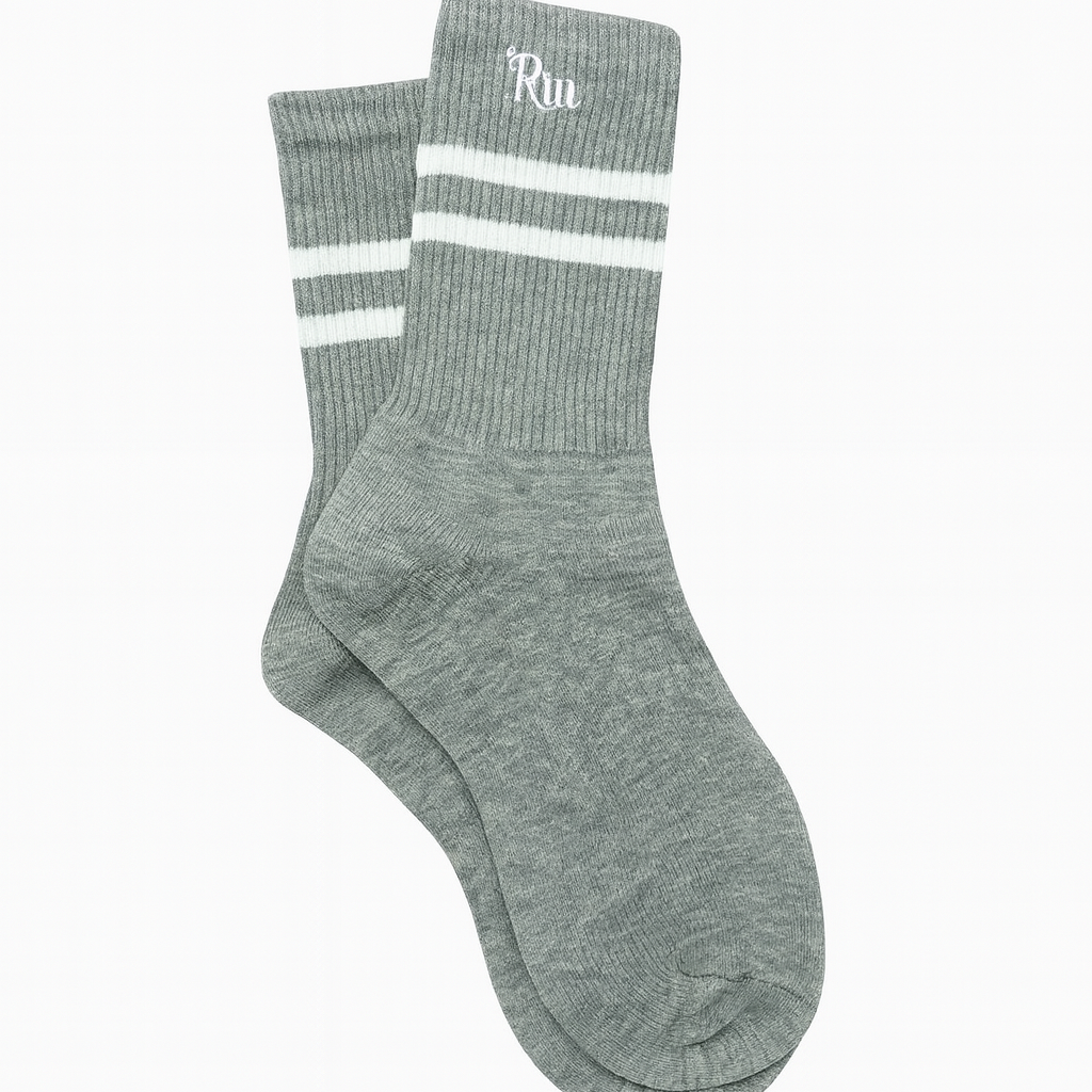 Calcetines Grises con Raya Blanca